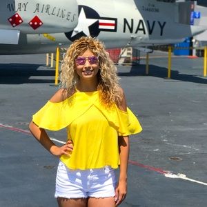 Buffalo Peekaboo Shoulder Top